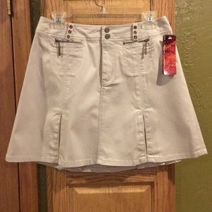NWT Jone's Wear Jeans Mini Skirt